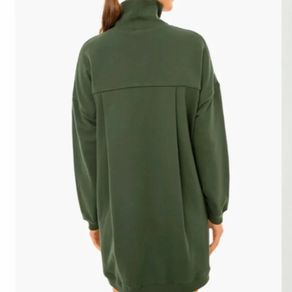 Forest Green Porter Dress
POMANDER PLACE - Picture 9 of 11